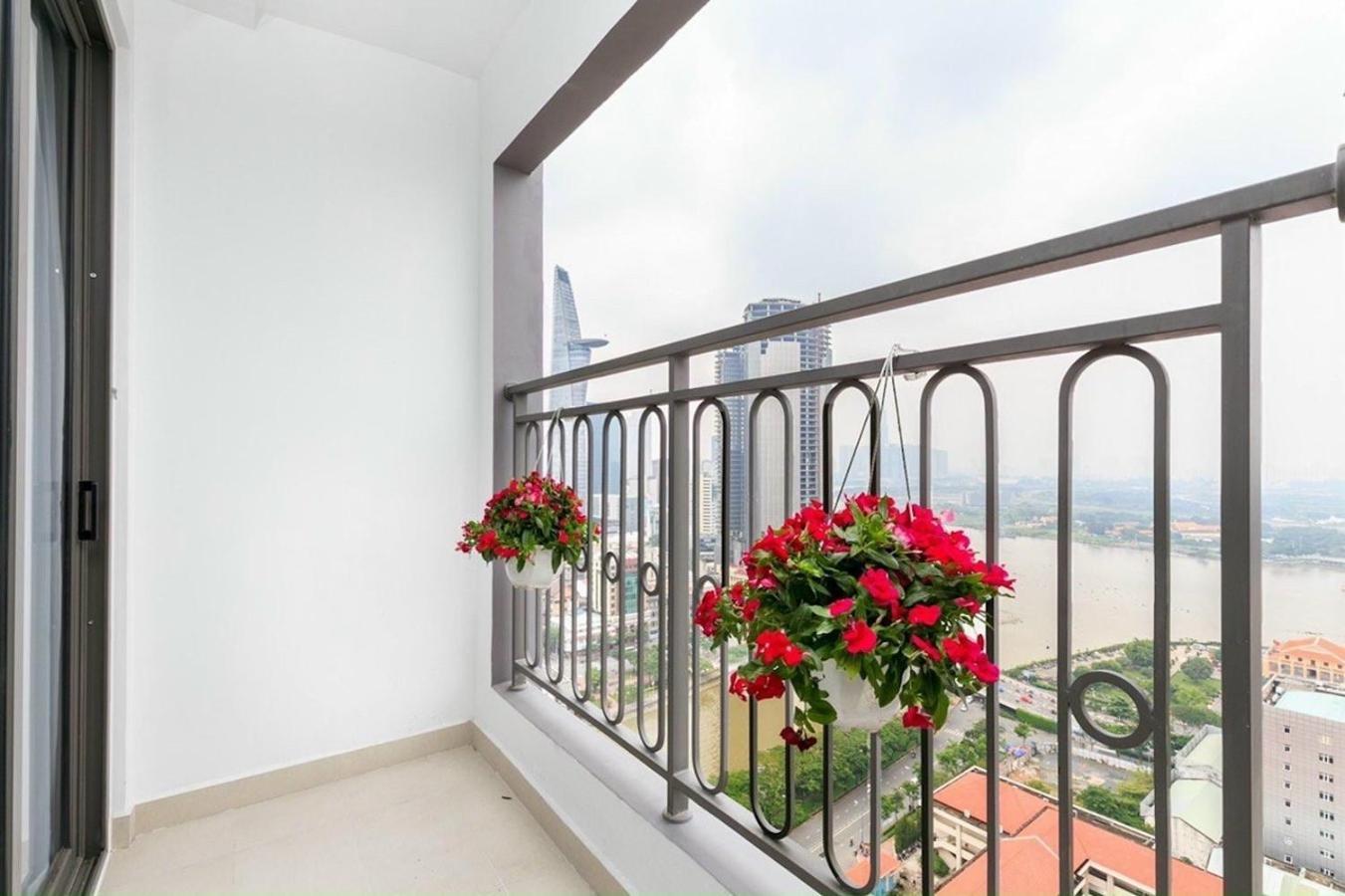 Zo Apartment Rivergate Center Ho Chi Minh City Exterior photo